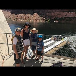 Meet your Posher, Sara